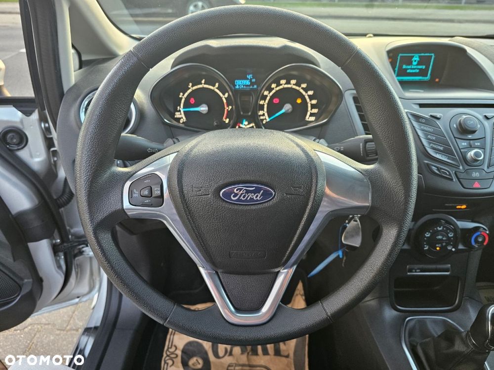 Ford Fiesta - 23