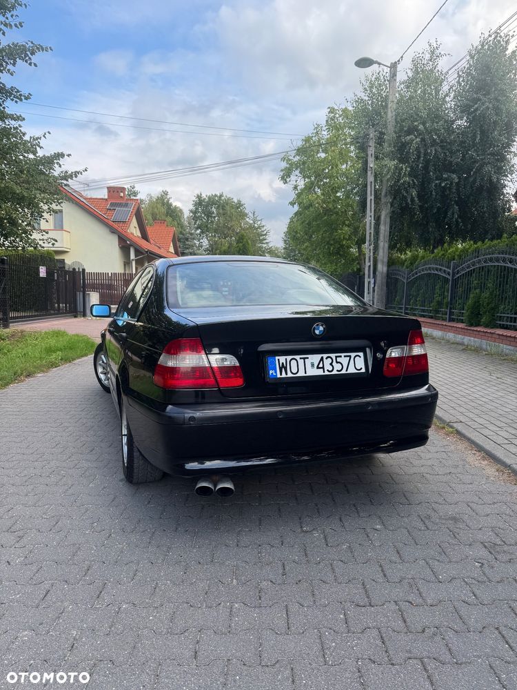 BMW Seria 3 318i - 6