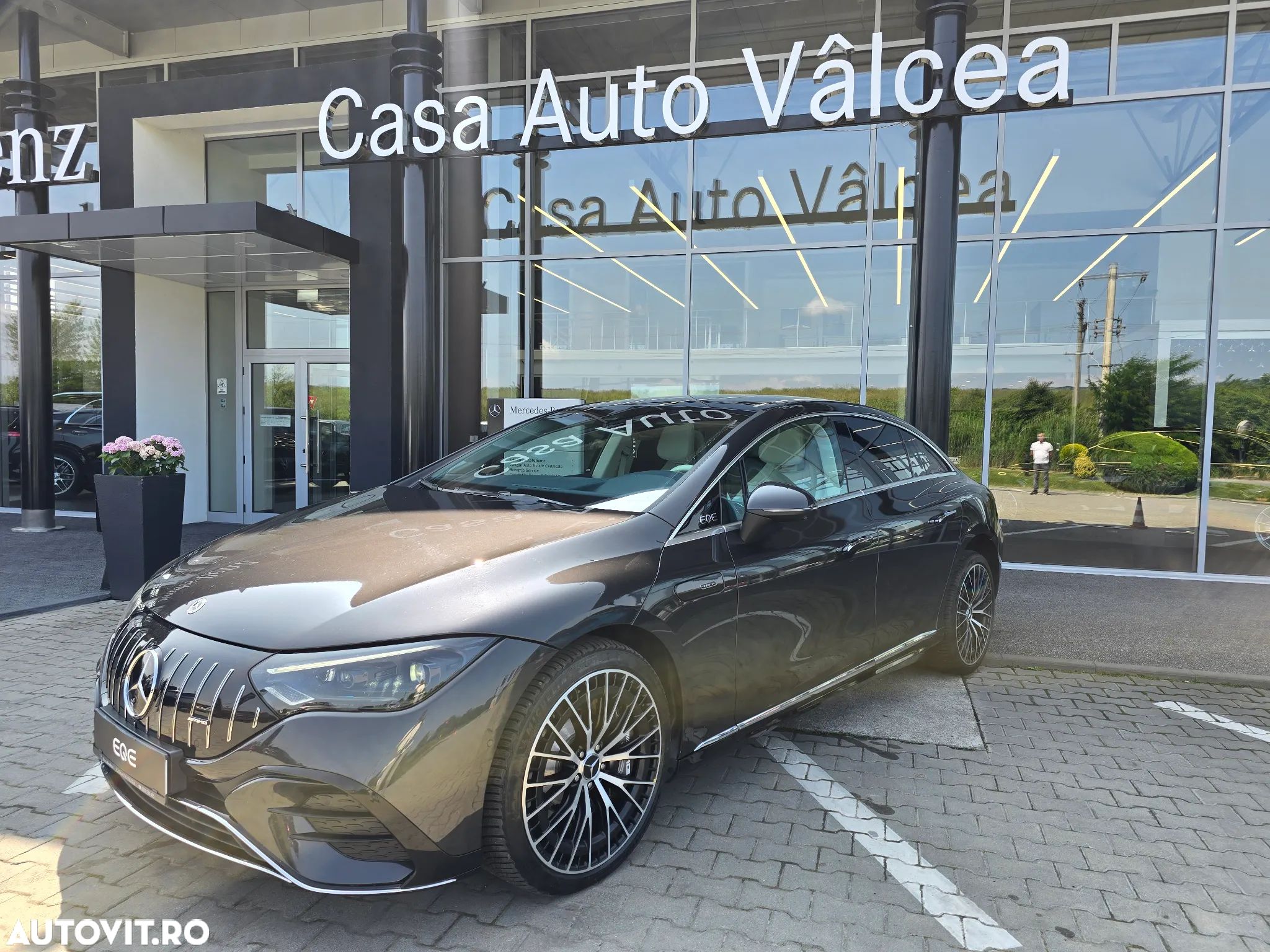 Mercedes-Benz EQE AMG 43 4MATIC - 1