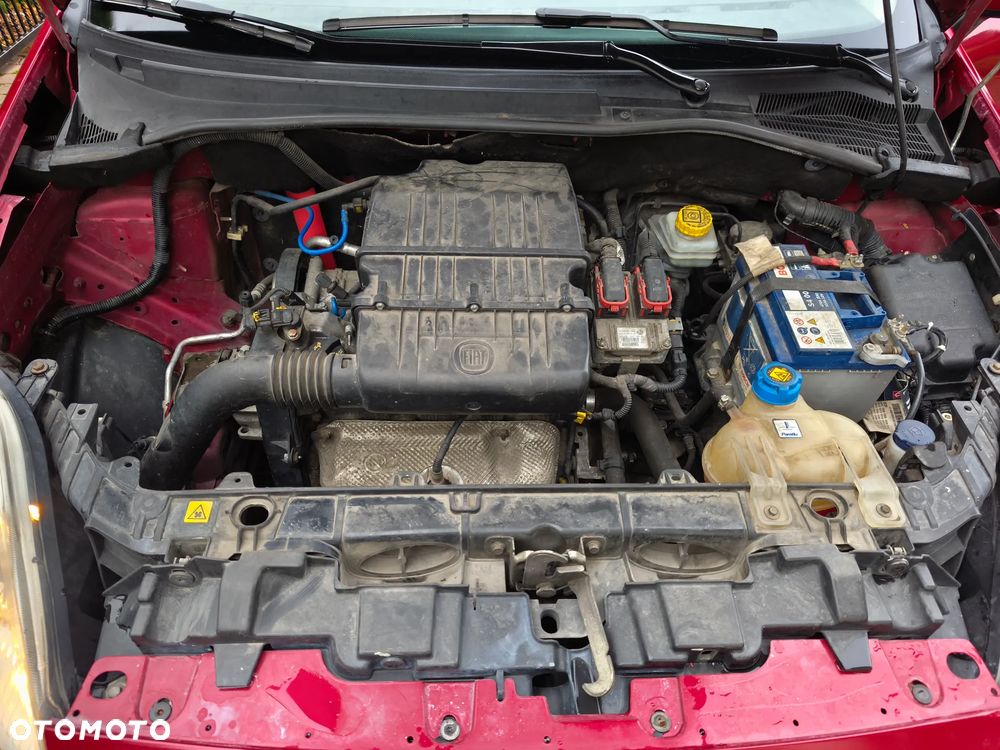 Fiat Grande Punto - 16