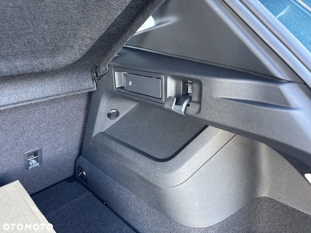 Volkswagen Tiguan - 21