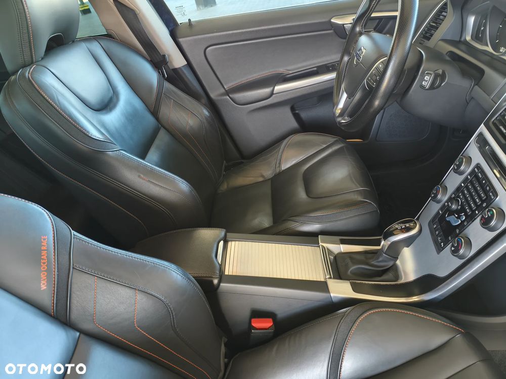 Volvo XC 60 D4 Geartronic Ocean Race - 24