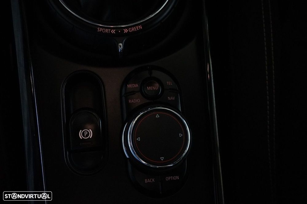 MINI Clubman Cooper D Auto - 23
