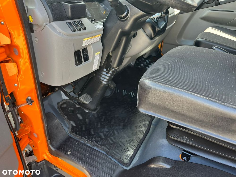 Mitsubishi Canter - 9