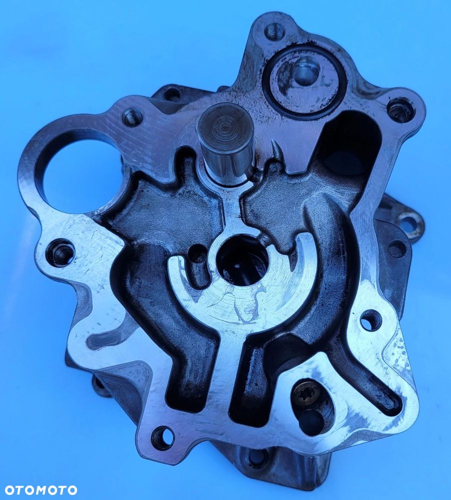 POMPA OLEJU BMW E60 E61 N47D20 2.0D 7798014 - 4