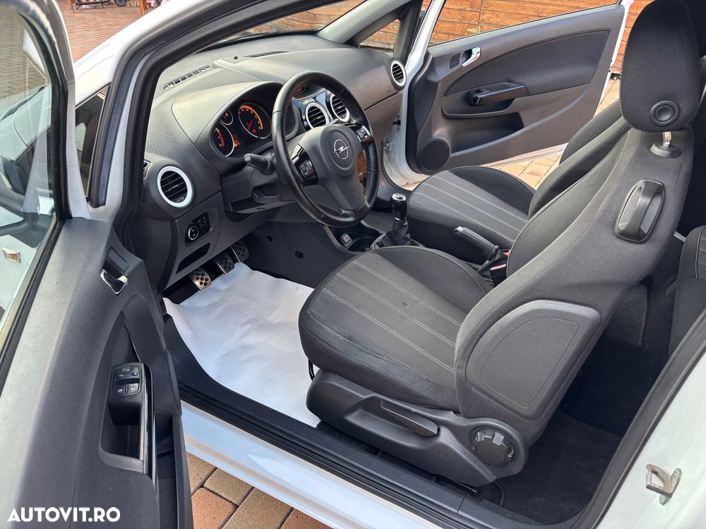 Opel Corsa 1.4 16V Color Edition - 8