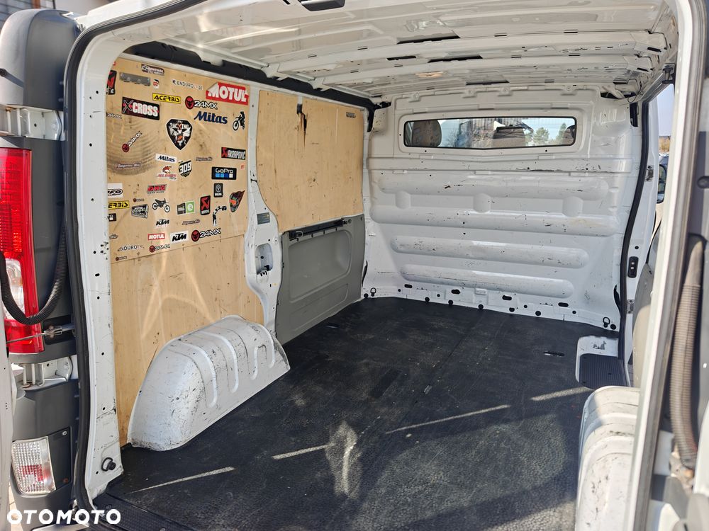 Opel Vivaro - 13