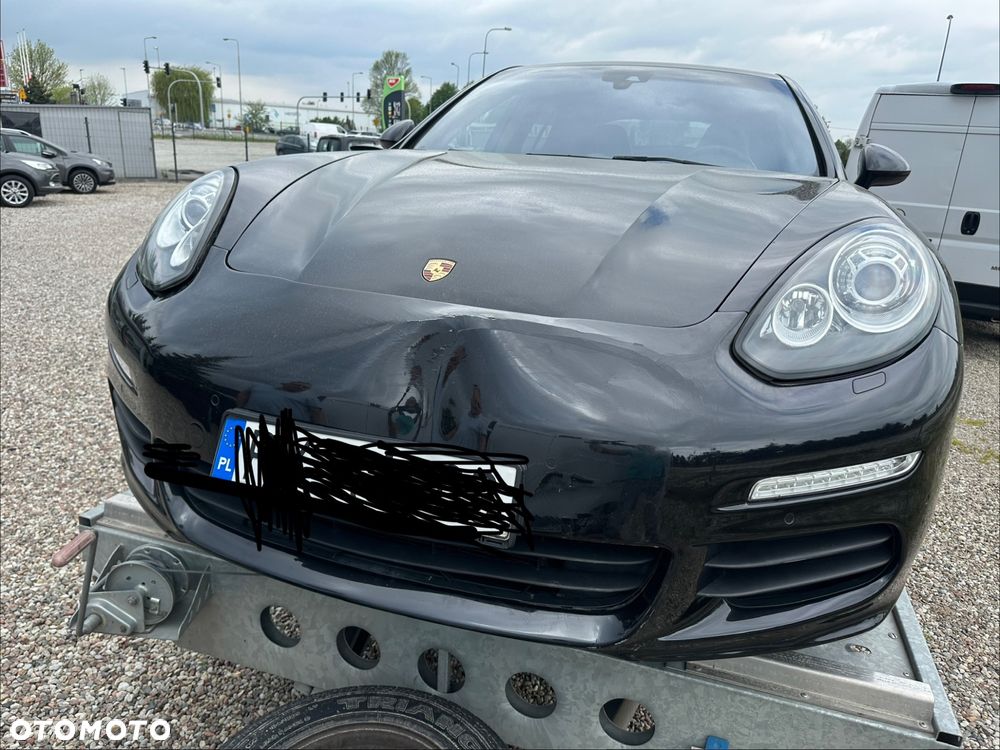 Porsche Panamera - 3