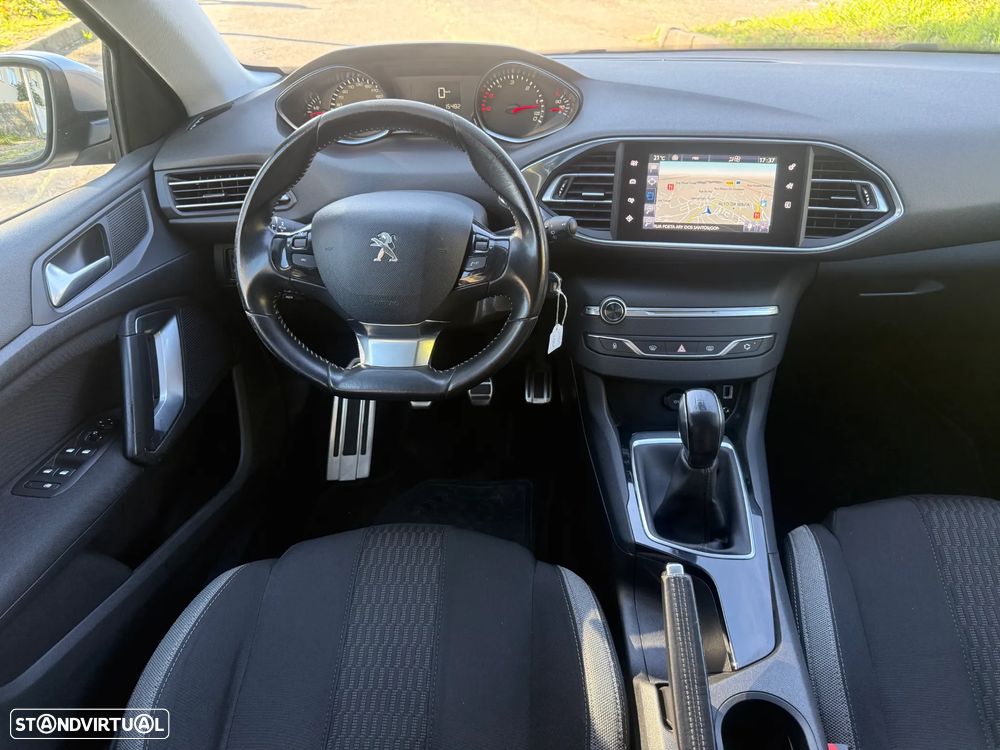 Peugeot 308 SW - 15