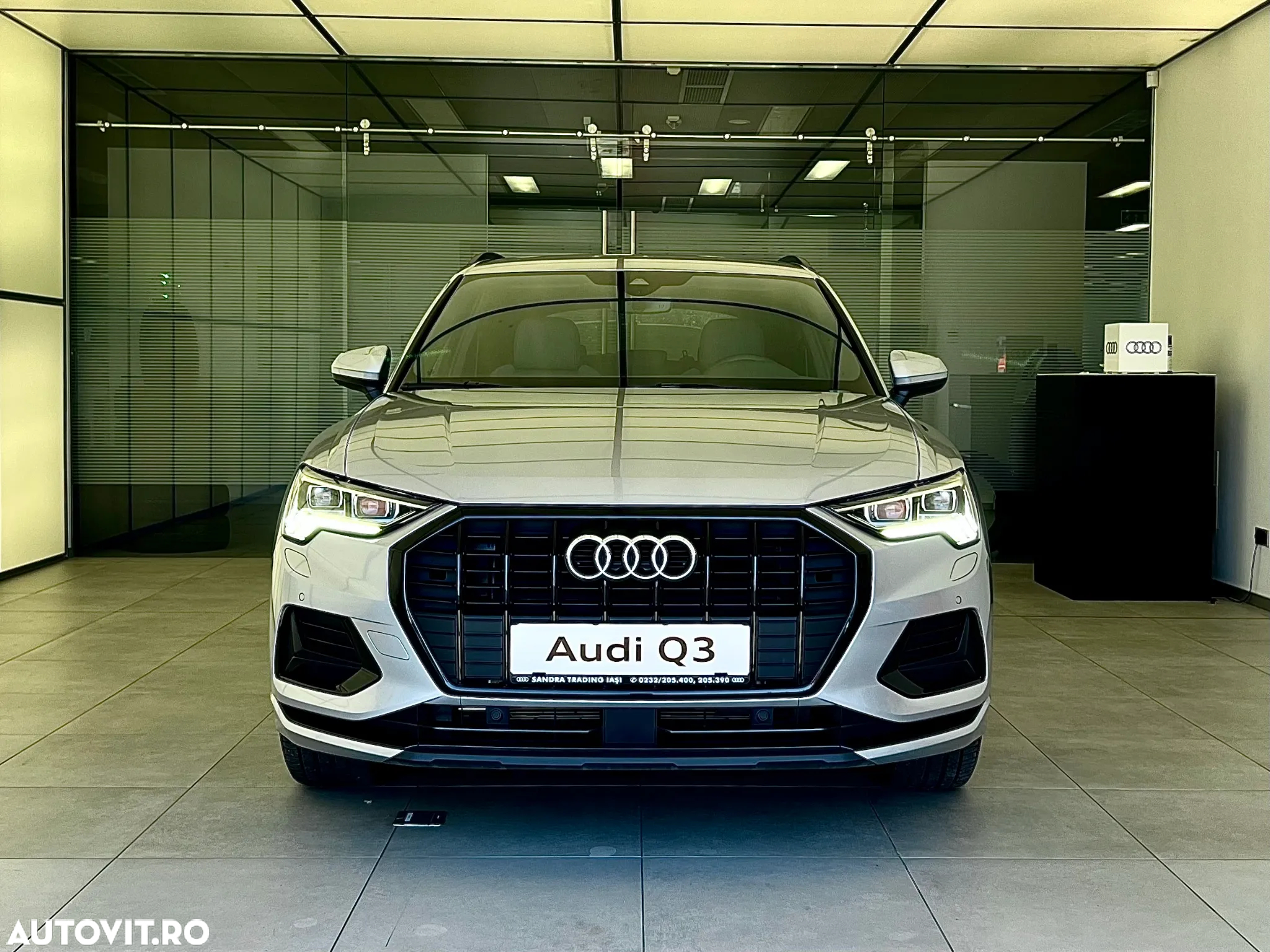 Audi Q3 2.0 35 TDI S tronic Advanced - 5