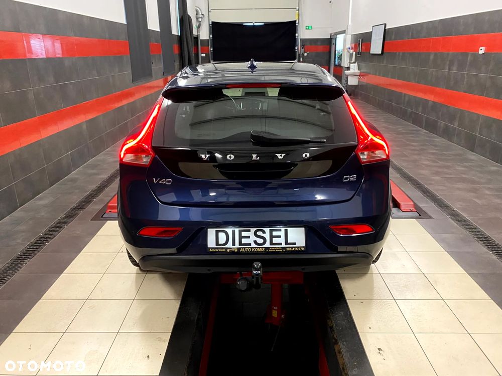 Volvo V40 D2 Momentum - 10
