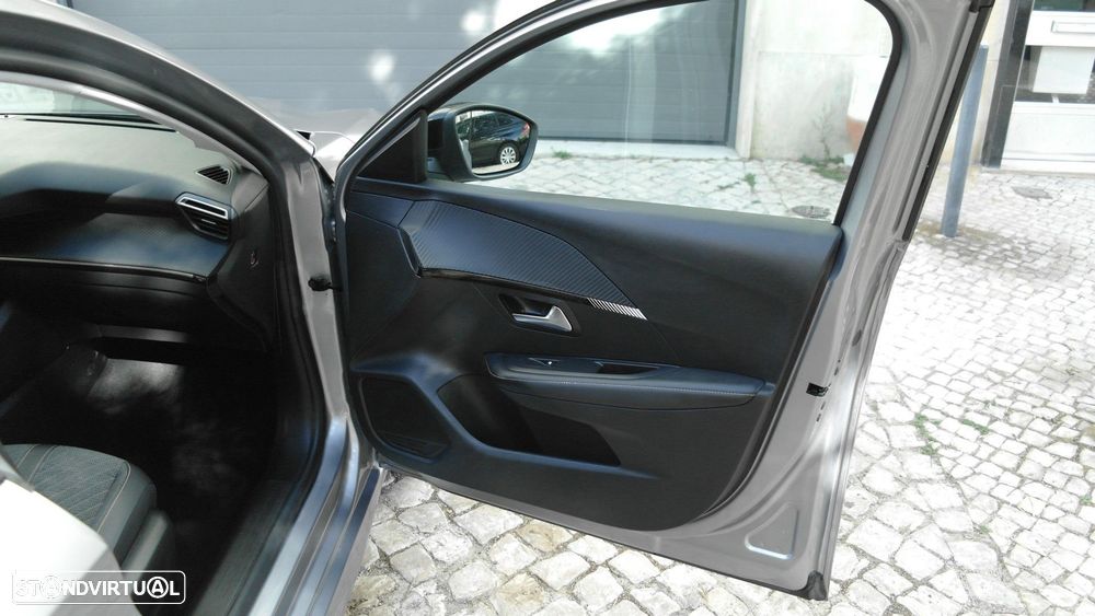 Peugeot 208 1.2 PureTech Allure - 20