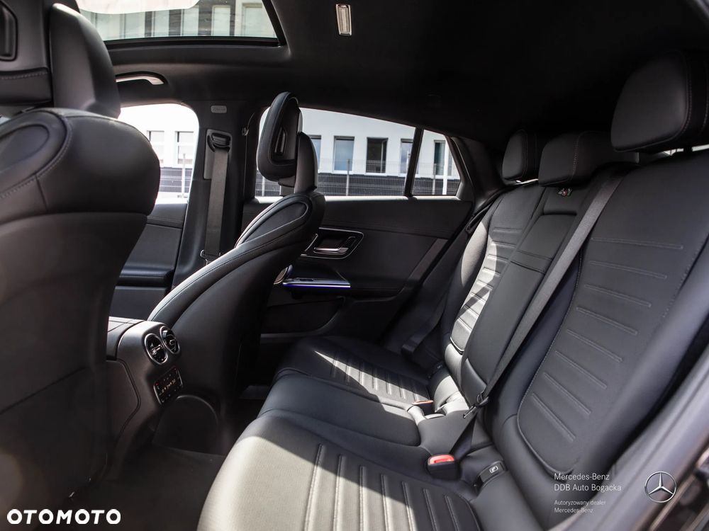 Mercedes-Benz GLC 220 d mHEV 4-Matic AMG Line - 12