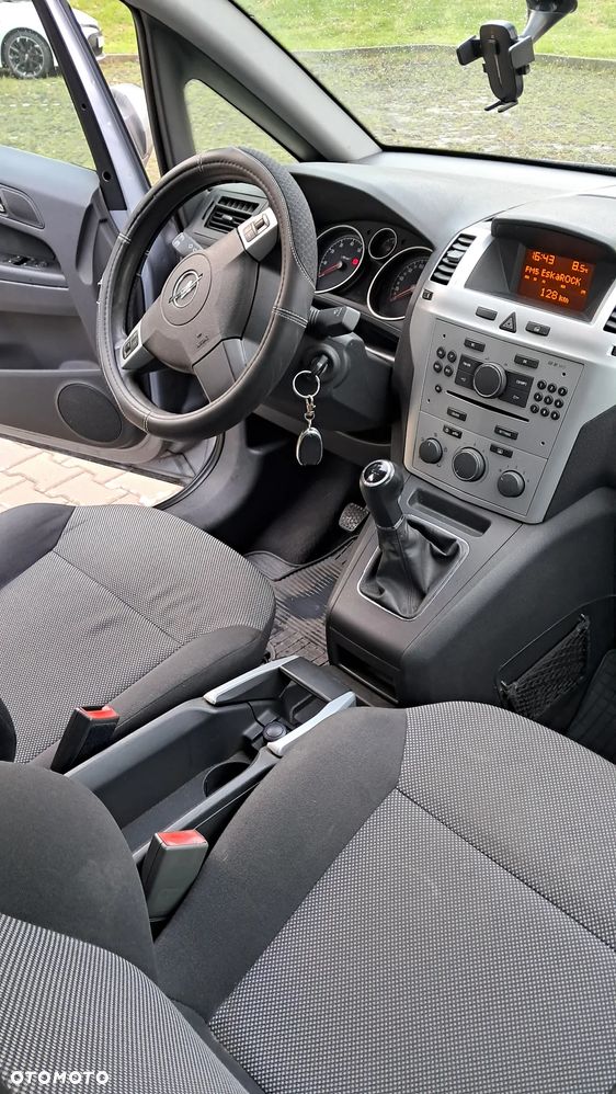 Opel Zafira 1.8 Enjoy - 7