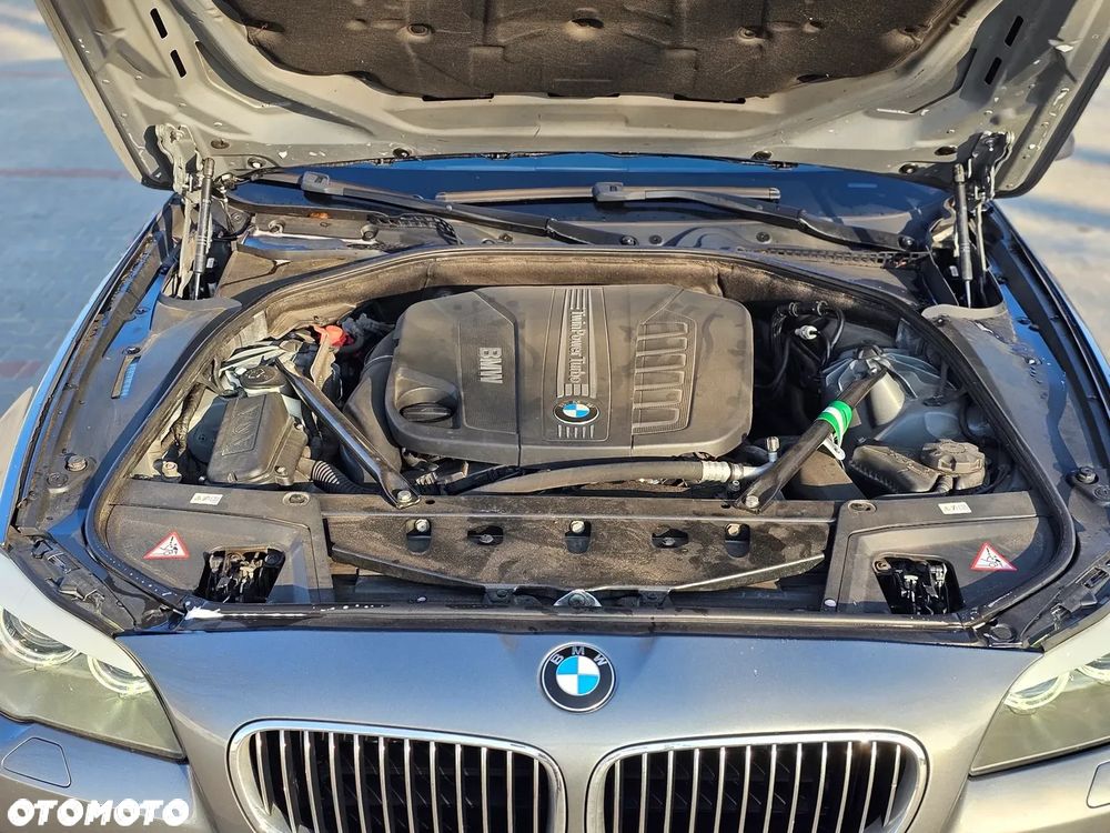 BMW Seria 5 535d Sport-Aut - 22
