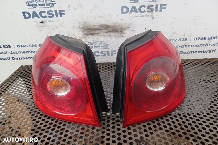 Lampa stop stanga pe aripa Volkswagen VW Golf 5  [din 2003 pana  2009] seria Hatchback 5-usi 1.6 MT - 2