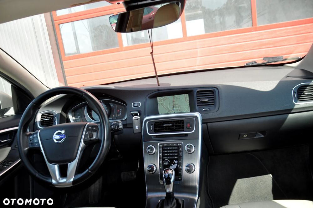 Volvo V60 D3 Geartronic Linje Business - 29