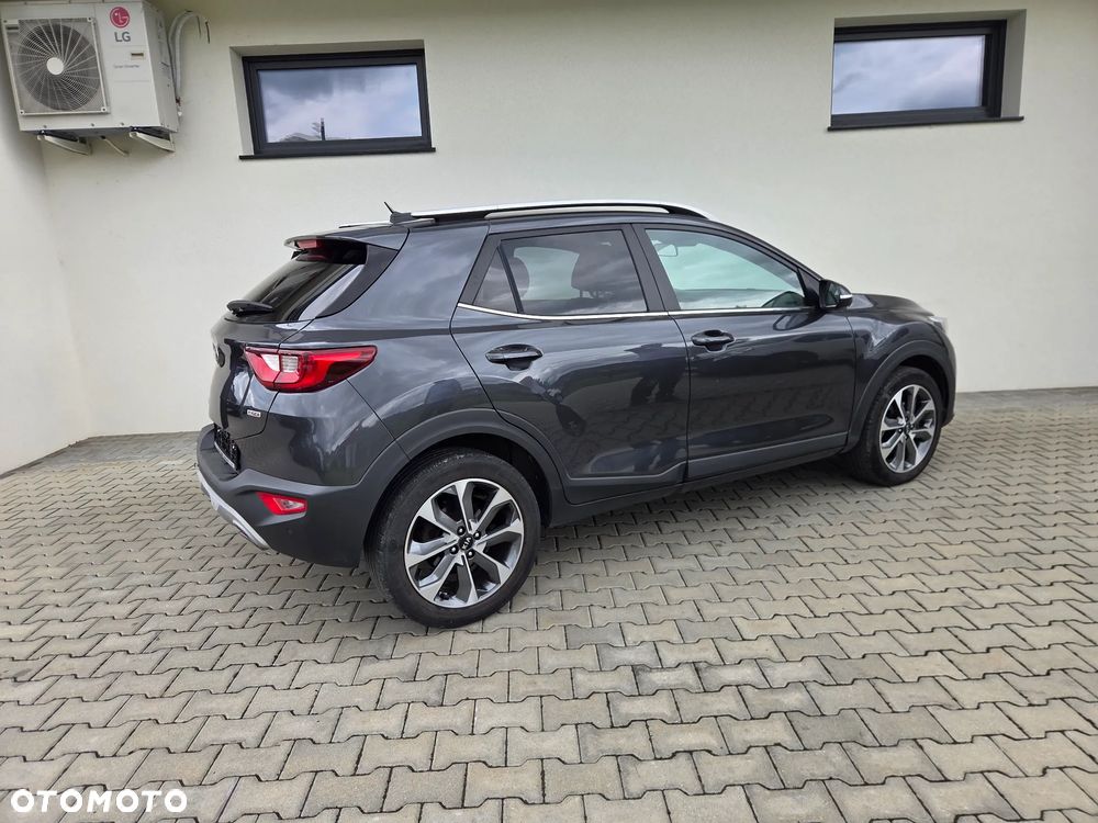 Kia Stonic - 19