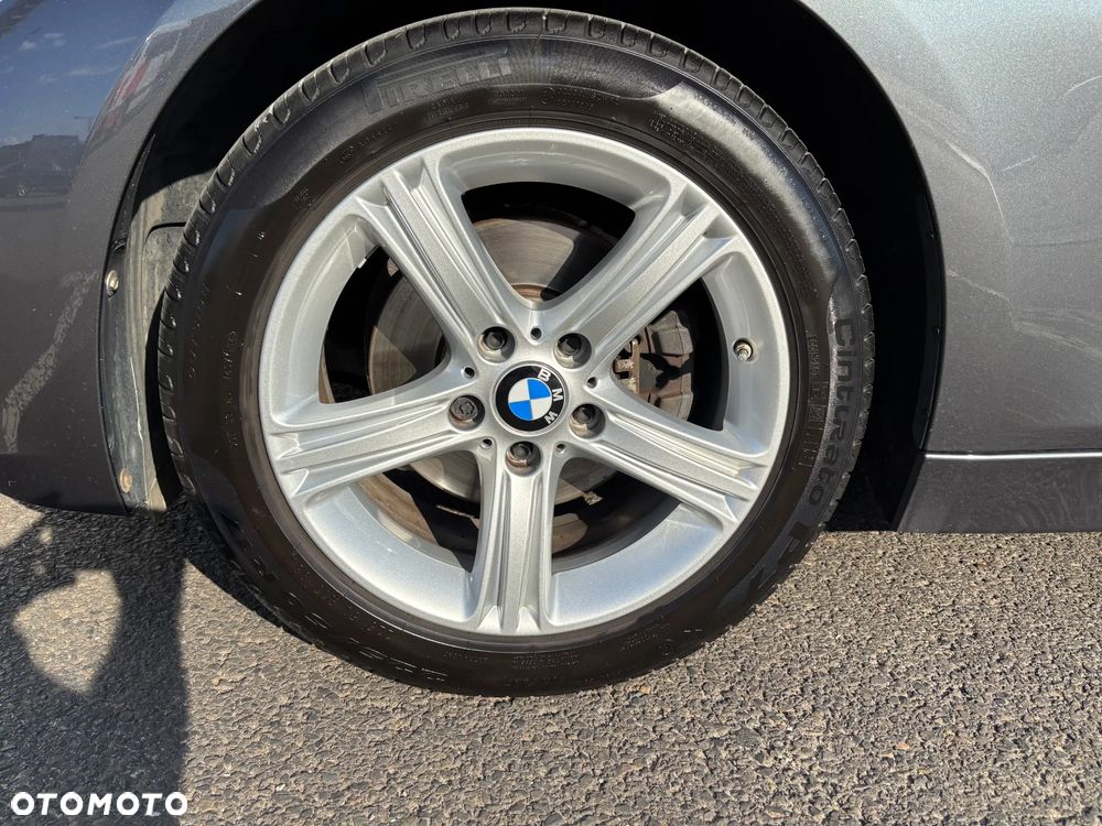 BMW Seria 3 320d Advantage - 11