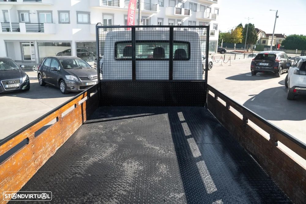 VW Crafter 35 2.0 TDI CD L4 Longo 4Motion - 14