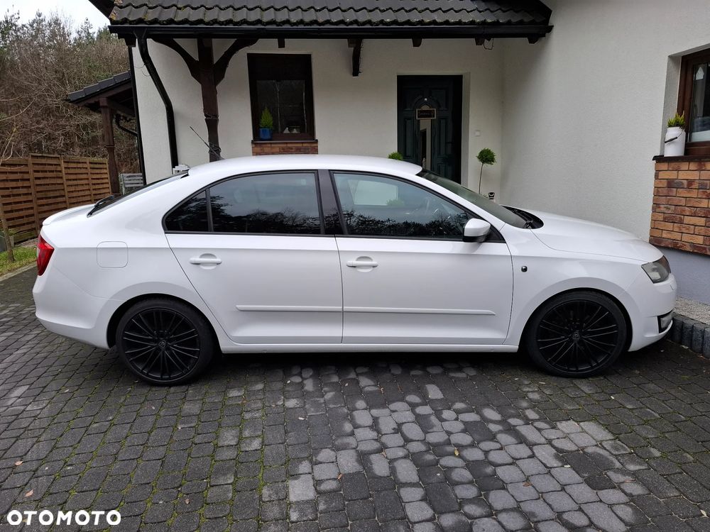 Skoda RAPID 1.4 TSI DSG Ambition - 28