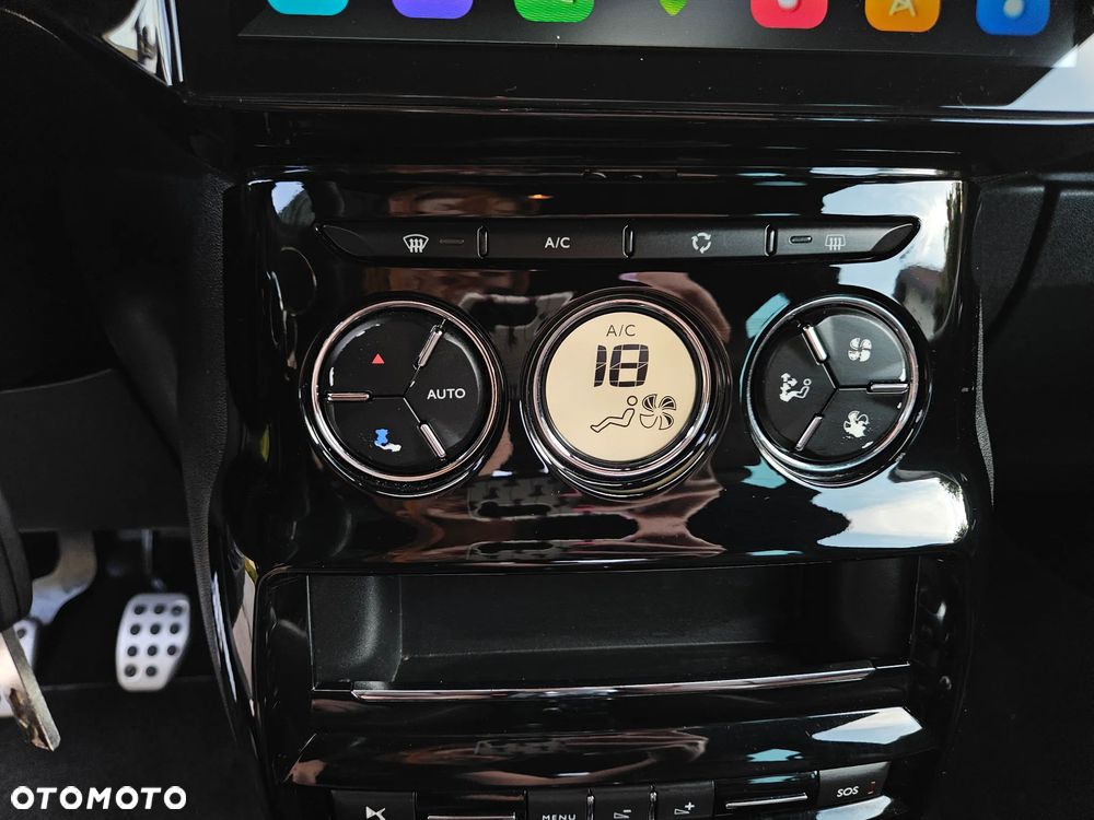 DS Automobiles DS 3 - 12