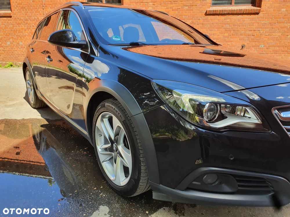 Opel Insignia 2.0 Bi Turbo CDTI 4x4 - 2