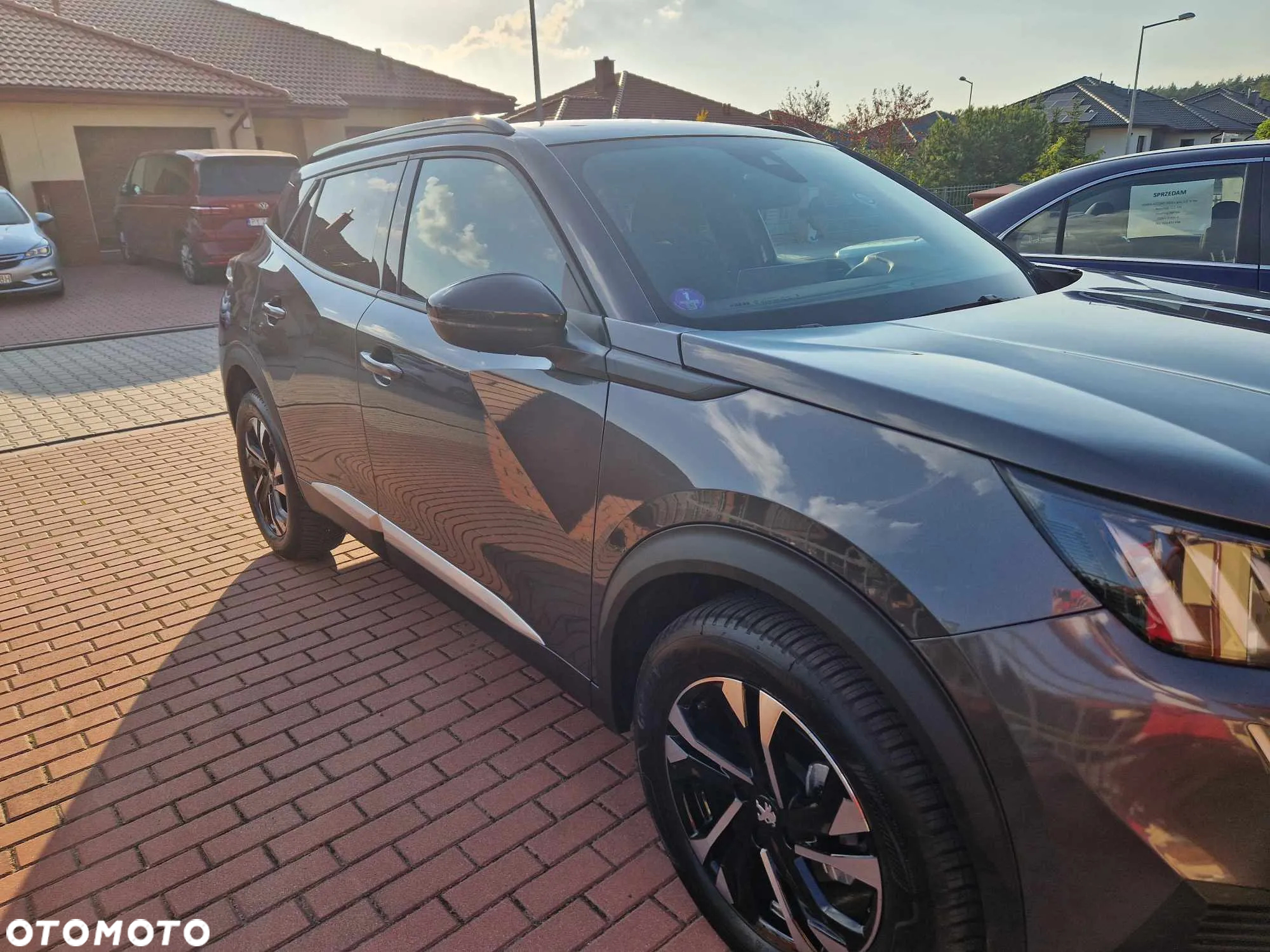 Peugeot 2008 1.2 PureTech Allure Pack S&S EAT8 - 2