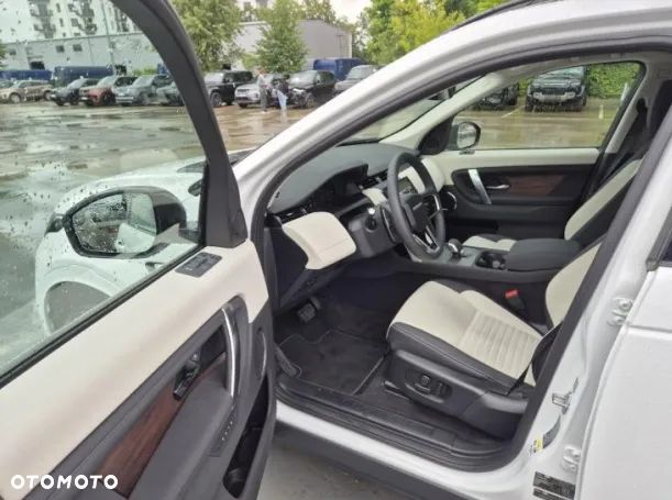 Land Rover Discovery Sport D200 - 9