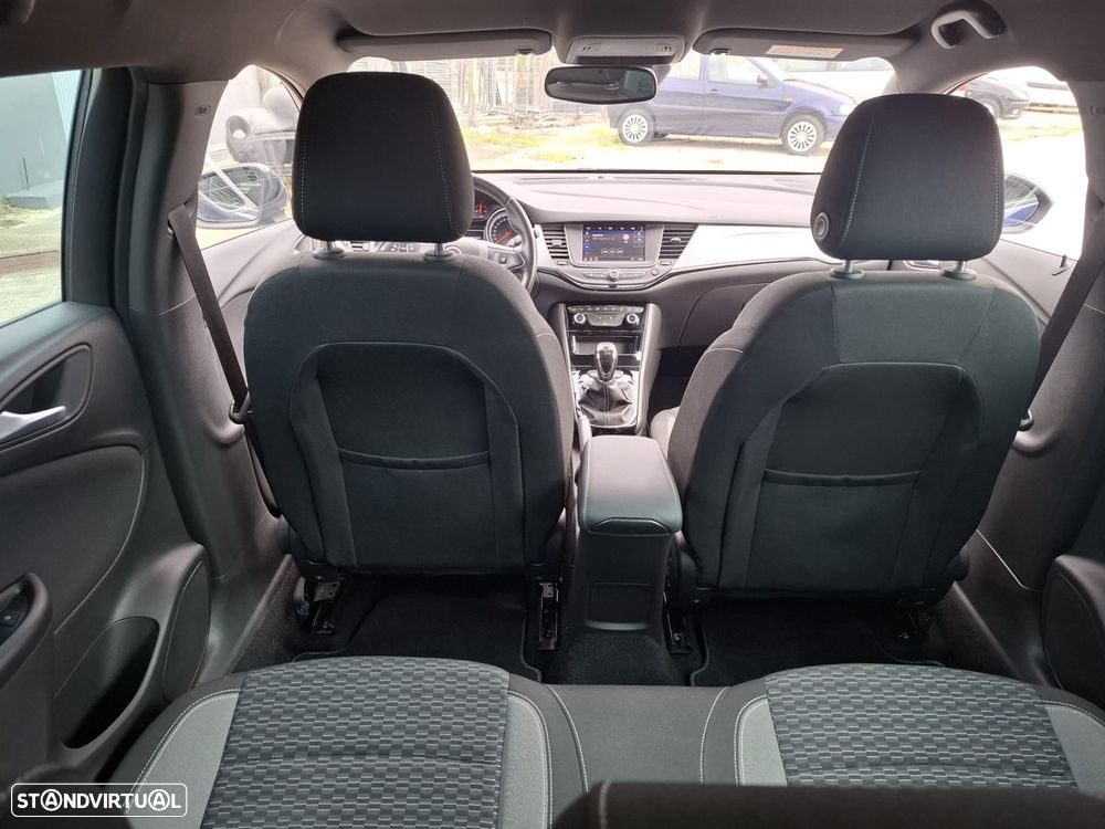 Opel Astra Sports Tourer 1.2 T Design & Tech S/S - 45