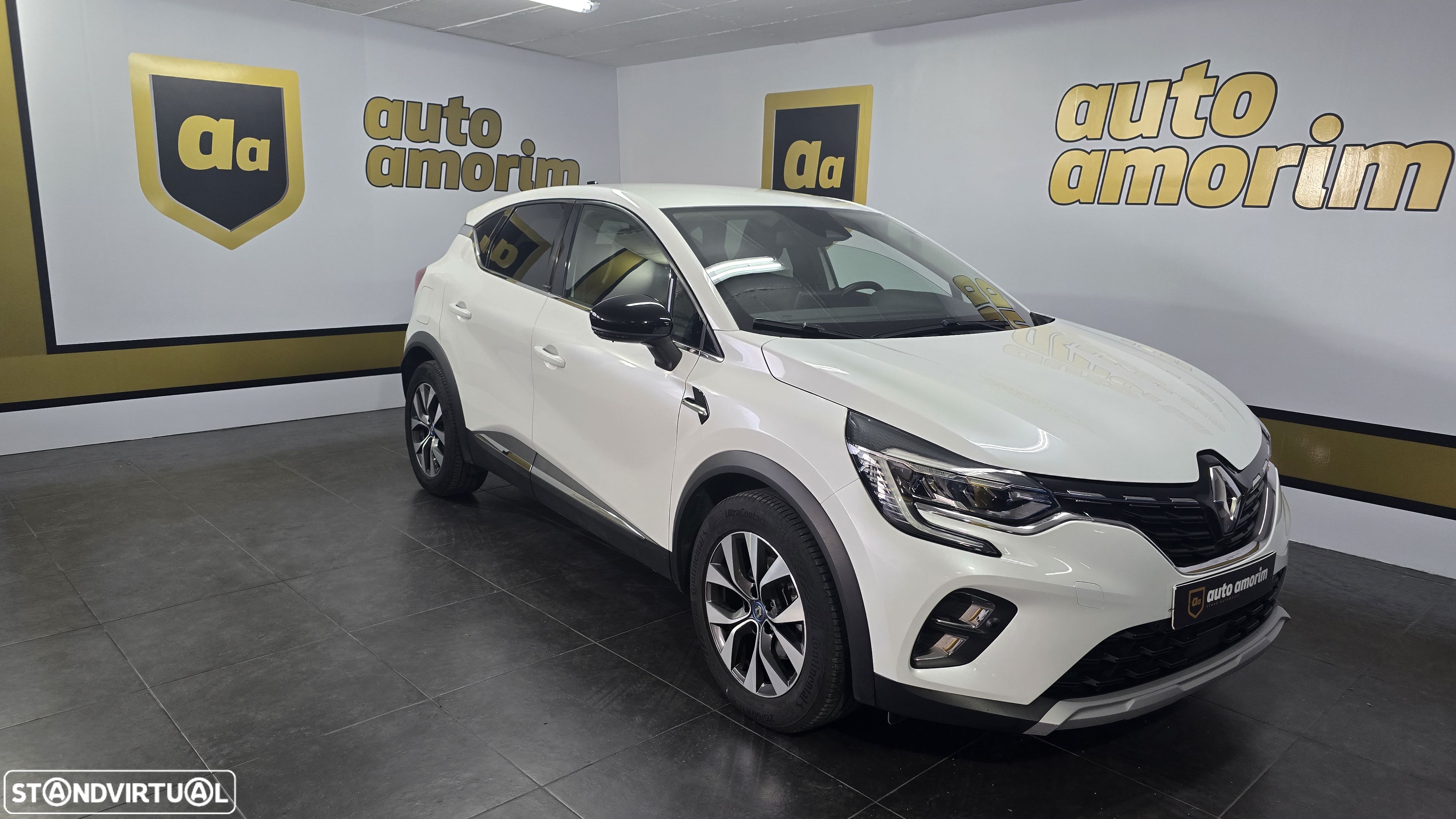 Renault Captur 1.6 E-Tech Plug-In Hybrid Techno - 1