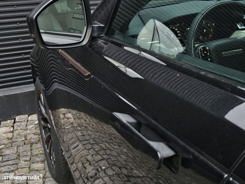 Land Rover Range Rover Velar 2.0 D R-Dynamic - 35