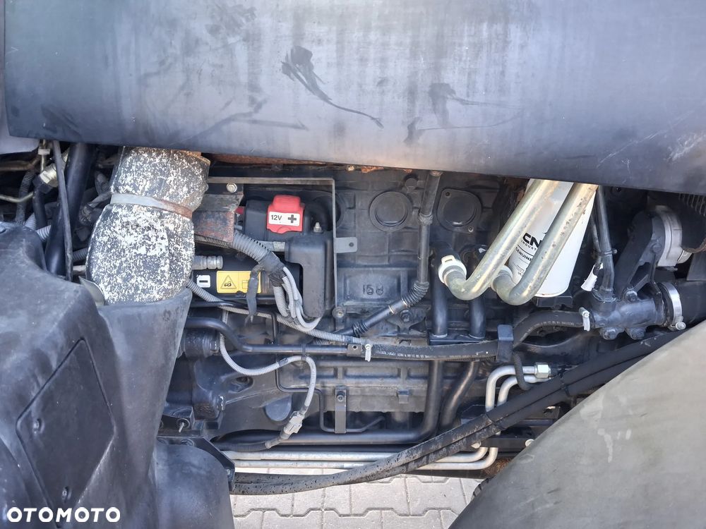 New Holland T 7.220 Auto Command - 12