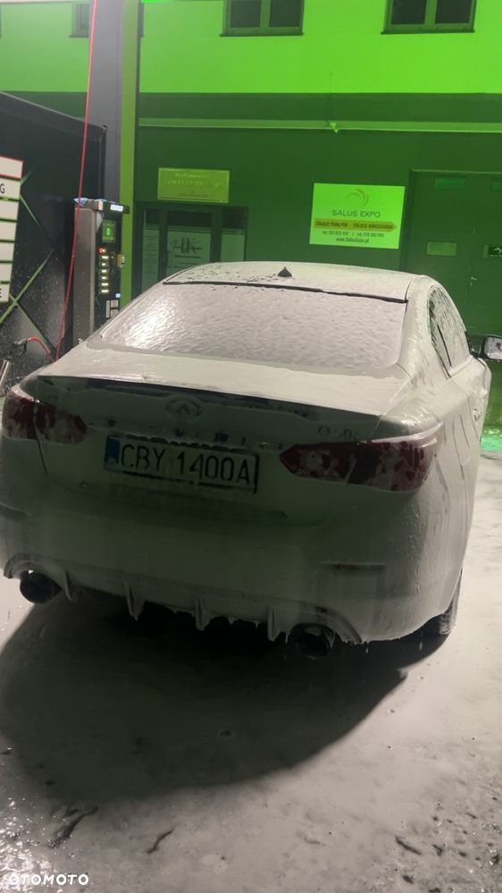 Infiniti Q50 - 24