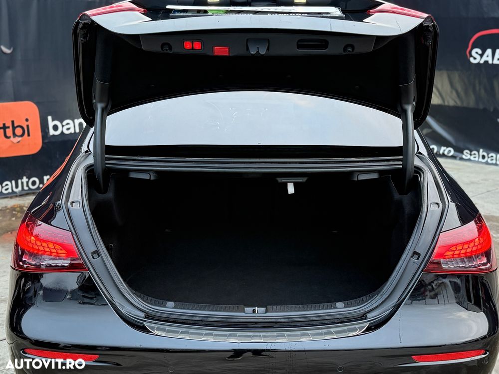 Mercedes-Benz E 220 d 4Matic T 9G-TRONIC AMG Line - 21