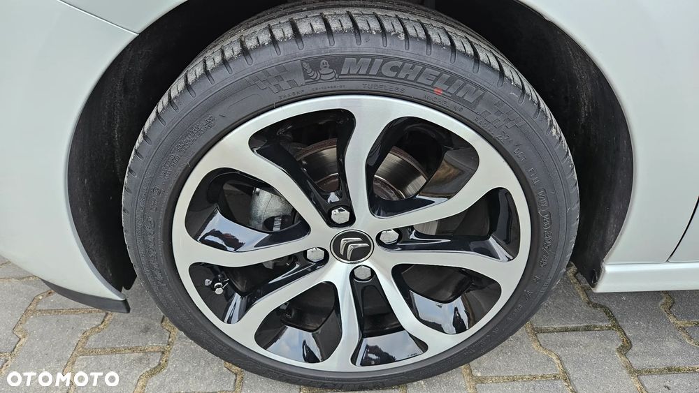 Citroën C3 1.2 e-VTi Exclusive ETG - 8