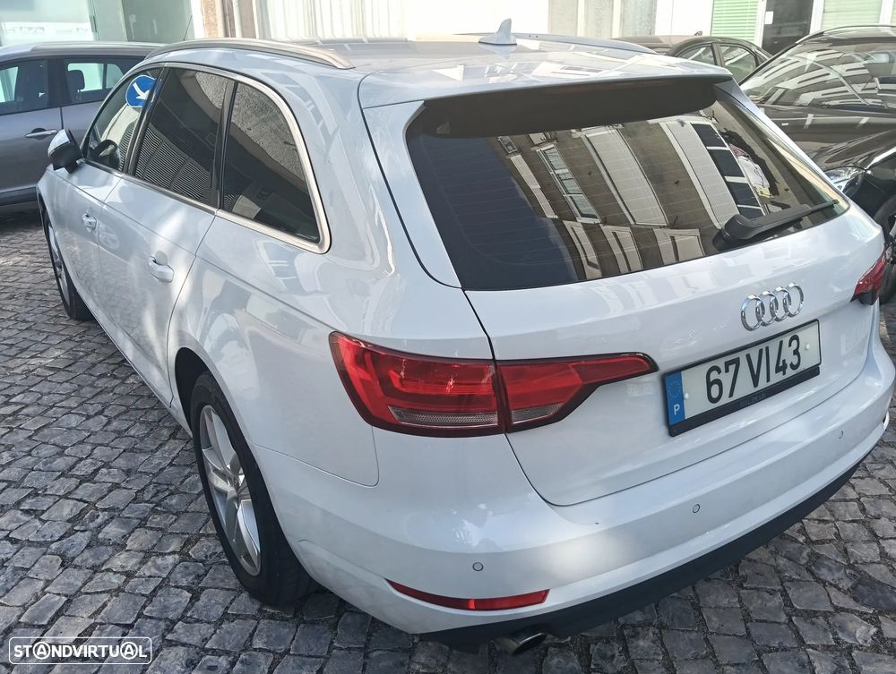 Audi A4 Avant 2.0 TDI Design S tronic - 13