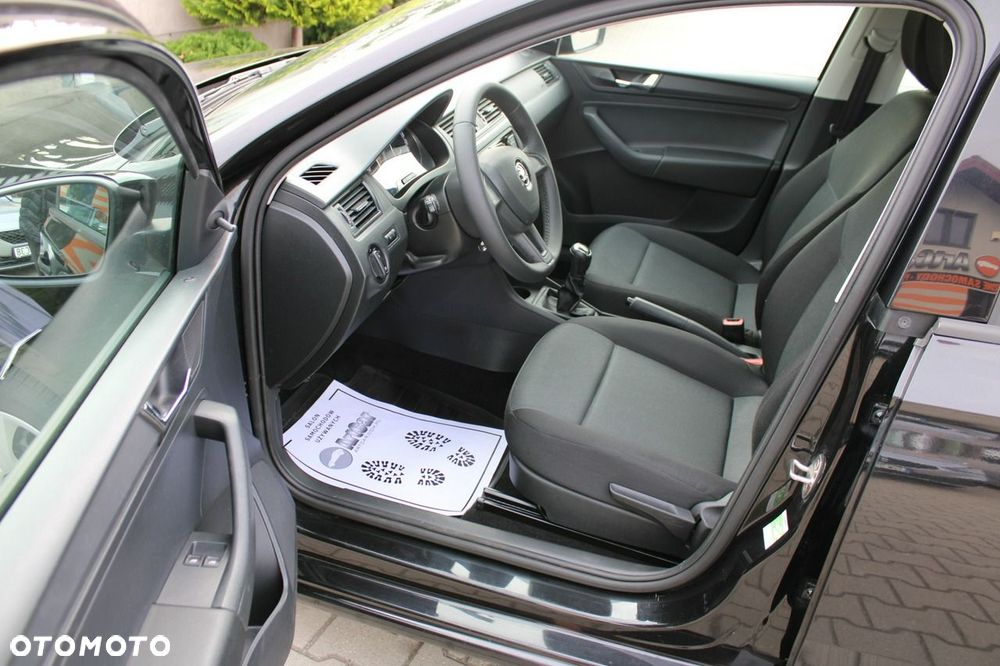 Skoda RAPID - 20