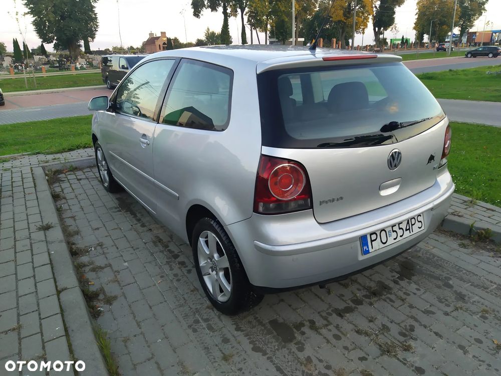 Volkswagen Polo - 1