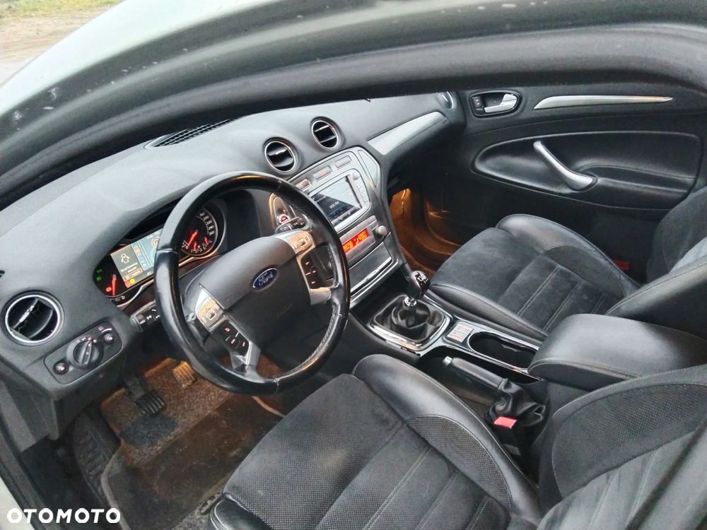 Ford Mondeo 2.0 TDCi Viva Titanium - 25