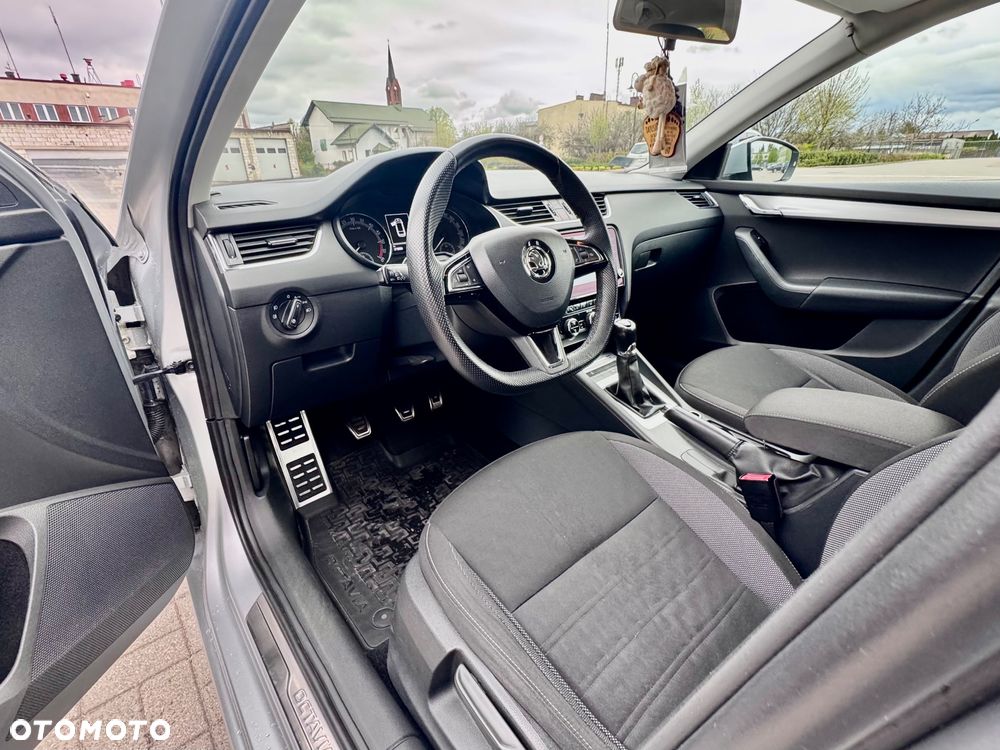 Skoda Octavia 1.6 TDI Ambition - 9