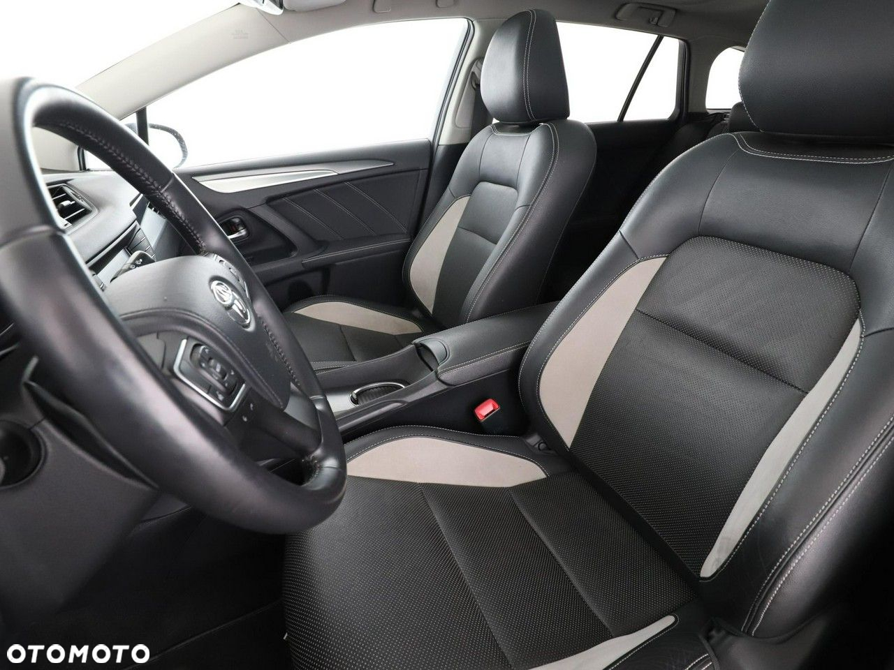 Toyota Avensis Touring Sports 1.8 Multidrive S Edition S+ - 9