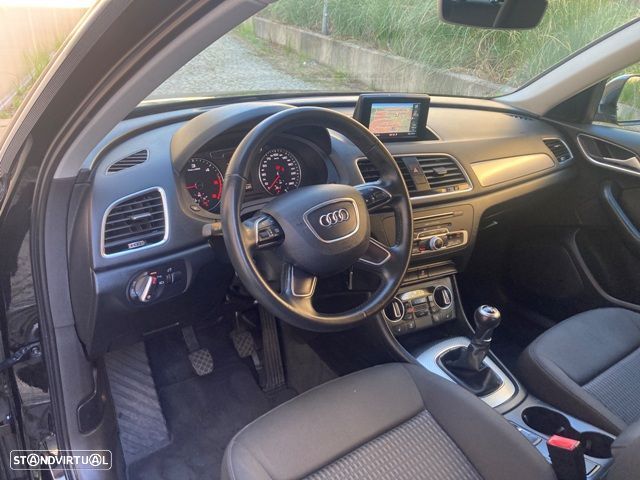 Audi Q3 2.0 TDI Design - 11