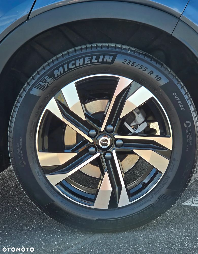 Volvo XC 40 B3 Plus Bright - 30