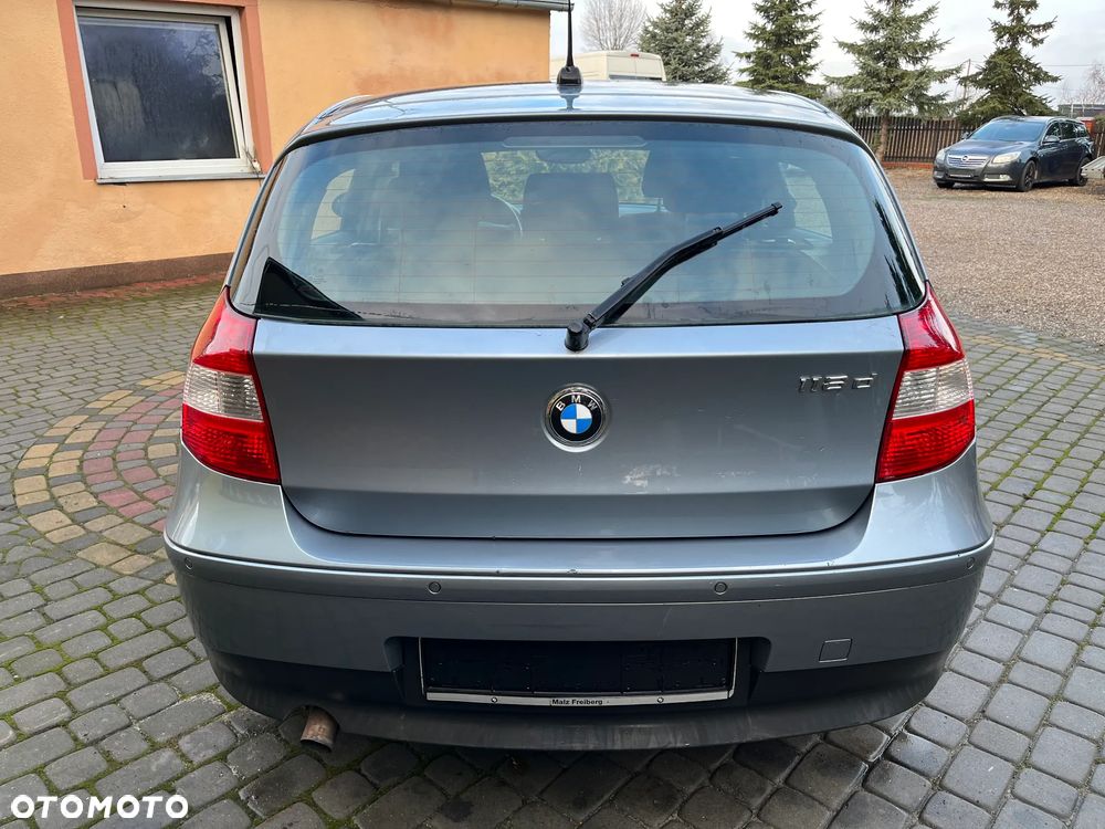 BMW Seria 1 118d DPF - 6