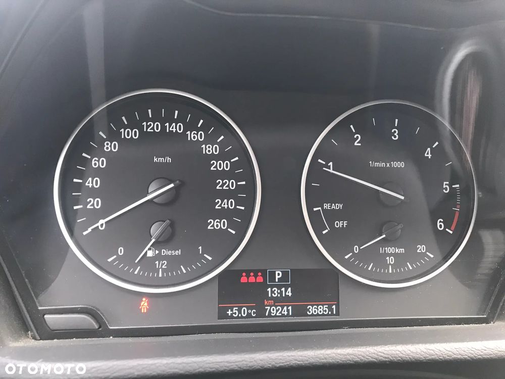 BMW X1 sDrive18d xLine - 9