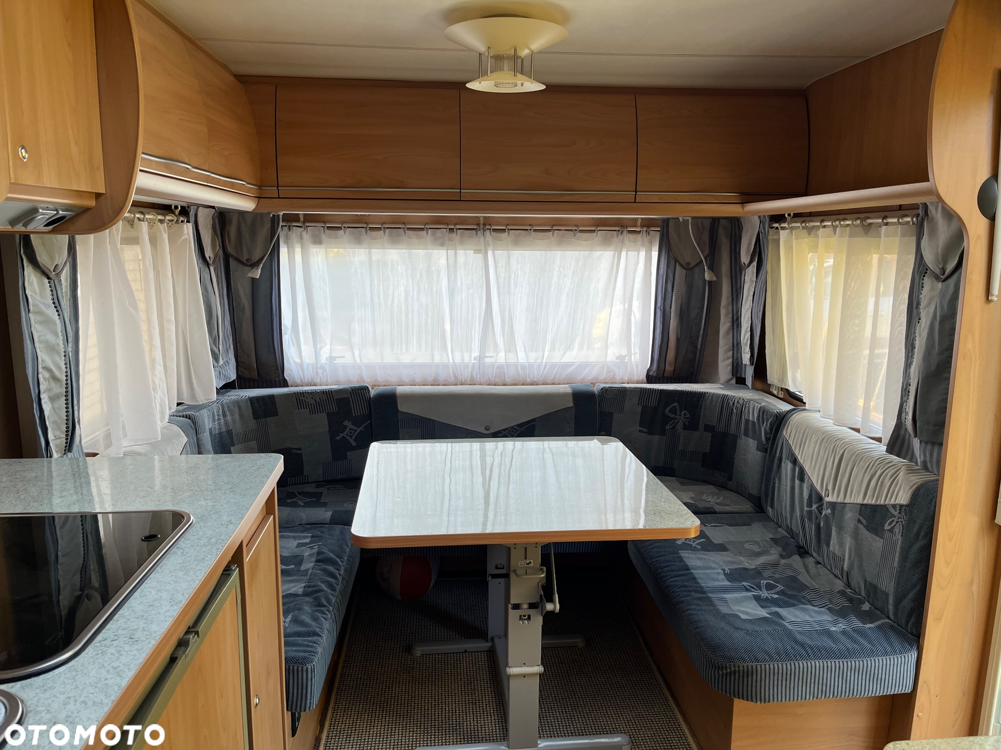 Burstner Ventana 530 - 8