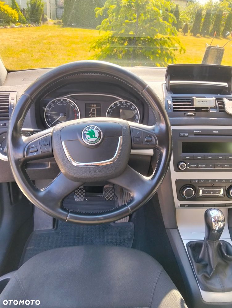 Skoda Octavia 2.0 TDI Ambiente - 11