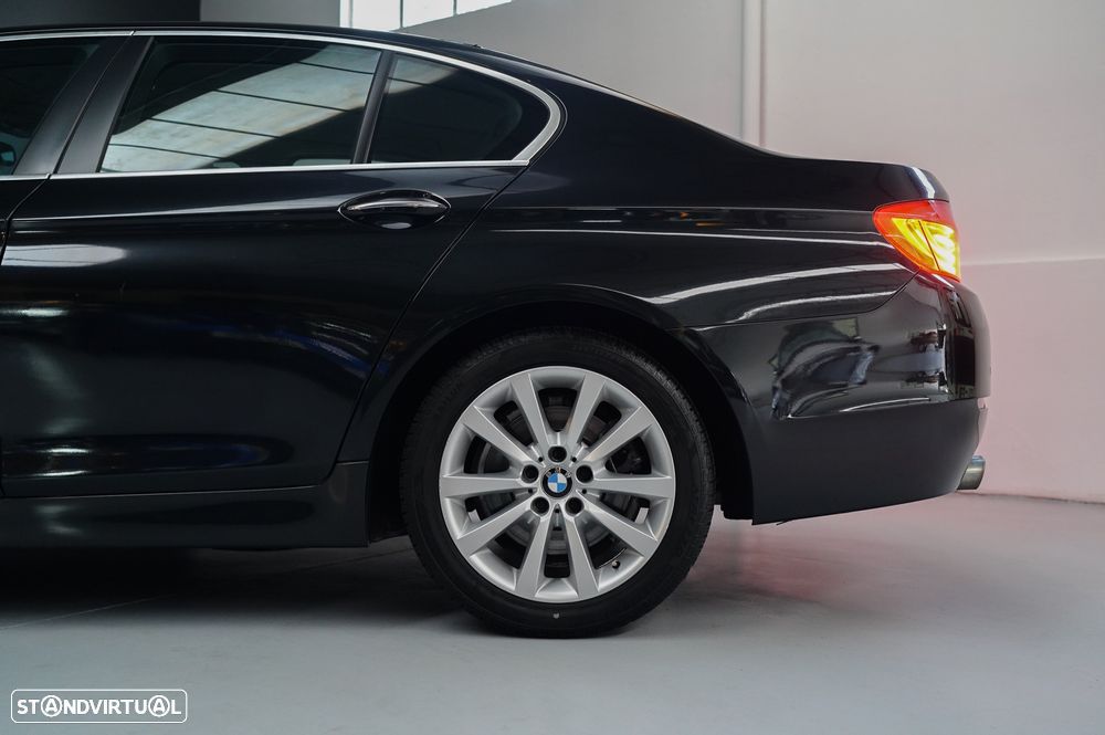 BMW 520 d Auto - 19