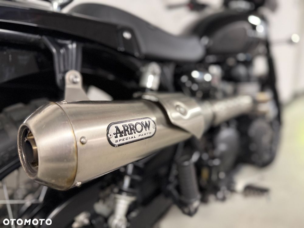 Triumph Scrambler - 11